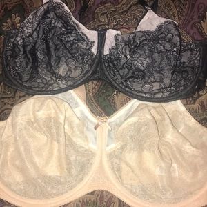 Wacoal lace underwire  bras. 44g  42h